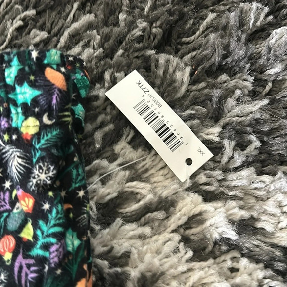 Amazon Winter HOliday Pajama Pants - Picture 4 of 5